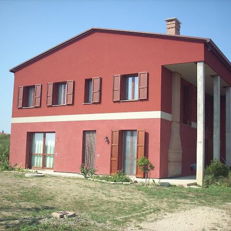 B&B Da Toni Taglio Di Po Luaran gambar