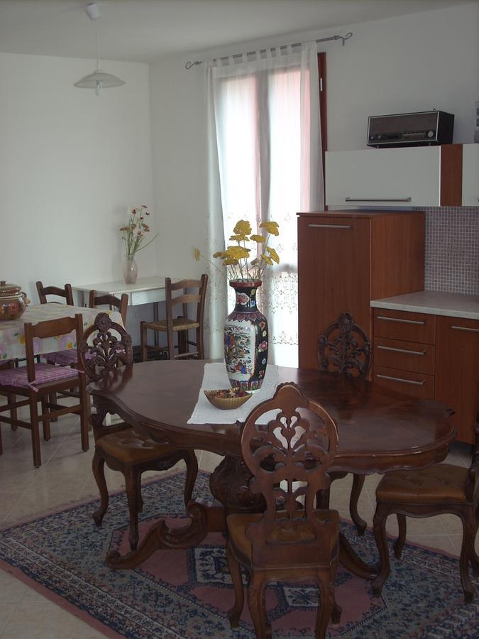 B&B Da Toni Taglio Di Po Luaran gambar