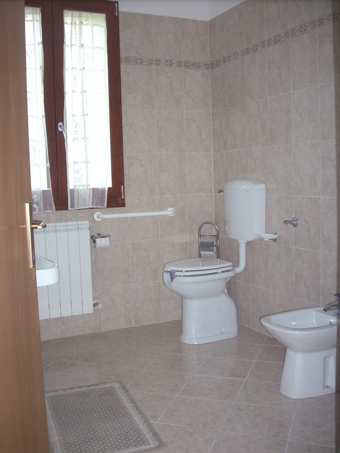 B&B Da Toni Taglio Di Po Luaran gambar